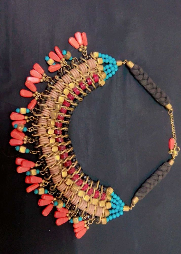Beautiful Multi Colour Neck Pies