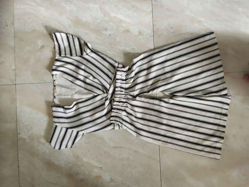Nice 2 Piece Dress For 3-4 Years Old..