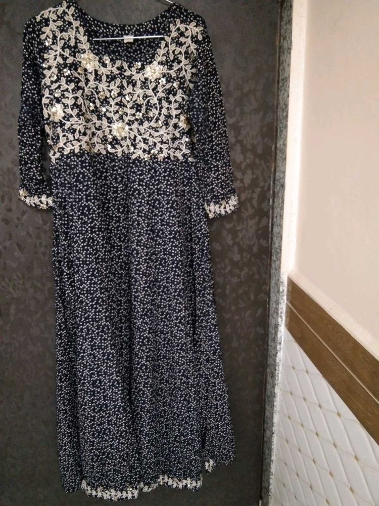 Elegant Floral Print Kurta