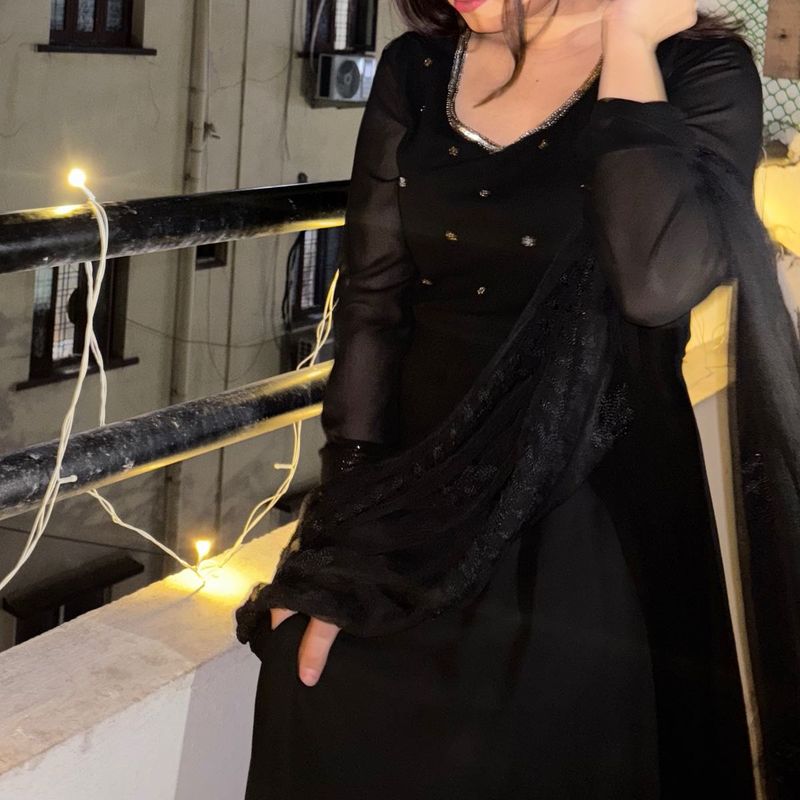 Classic Black Chudidar