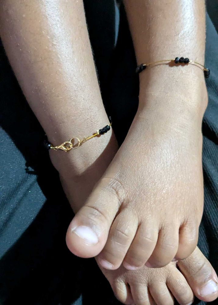 Baby&#39;s Anklets