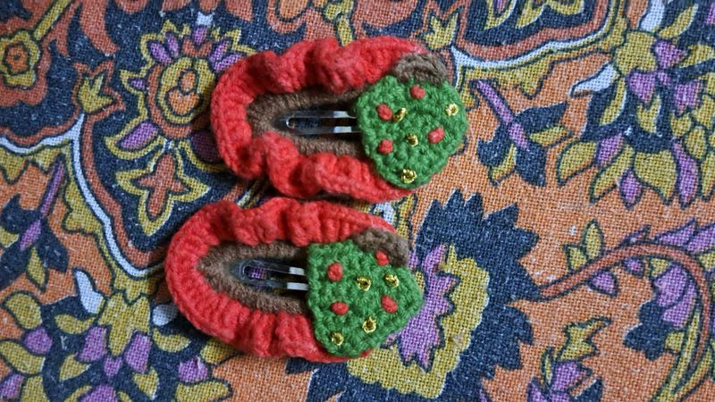 Crochet Hair Clips - Festive Flair
