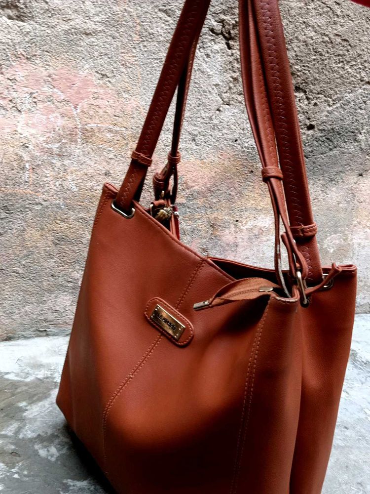 Elegant Brown hand and shoulder Bag