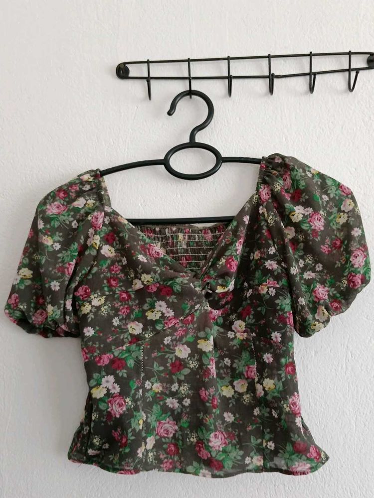 Floral Print Puff Sleeve Top
