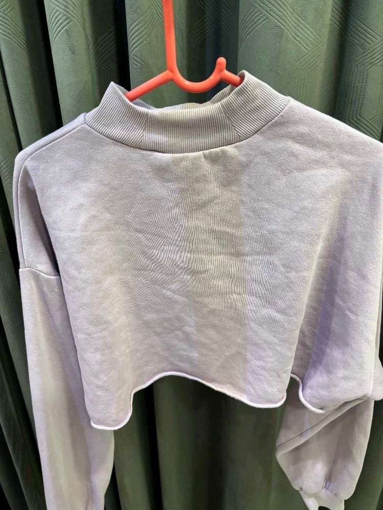 Cropped Lavender Sweatshirt