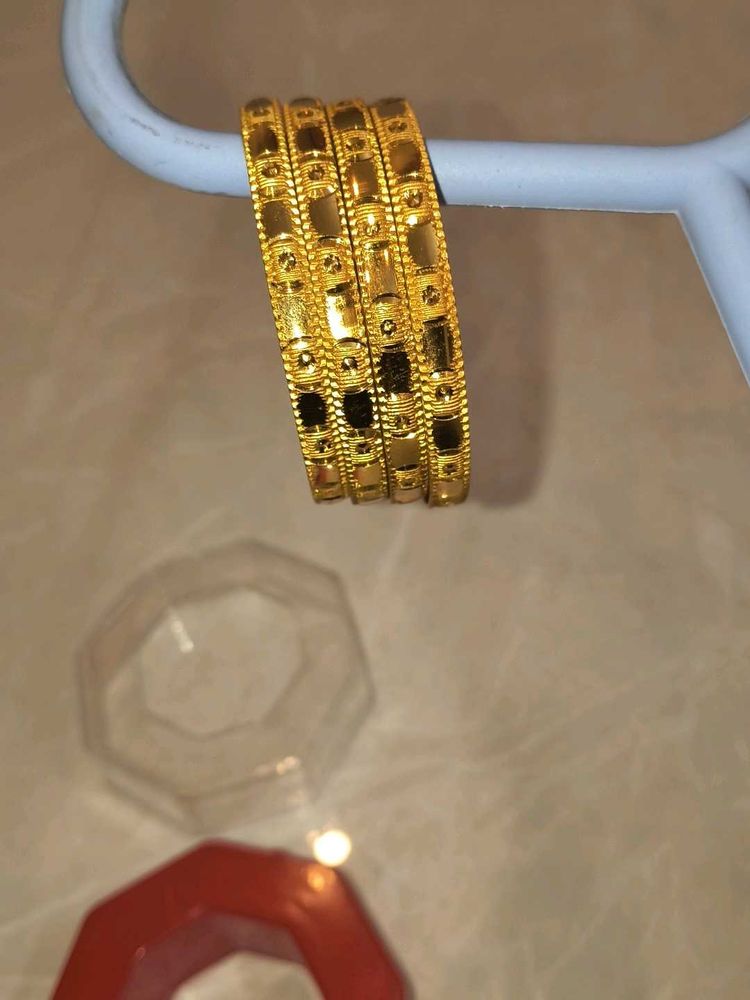 Set of 4 Gold Bangles