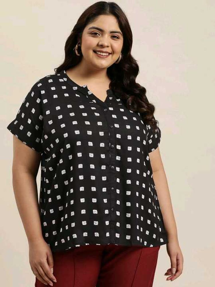 Sztori Plus Size Geometric Print Shirt Style Top