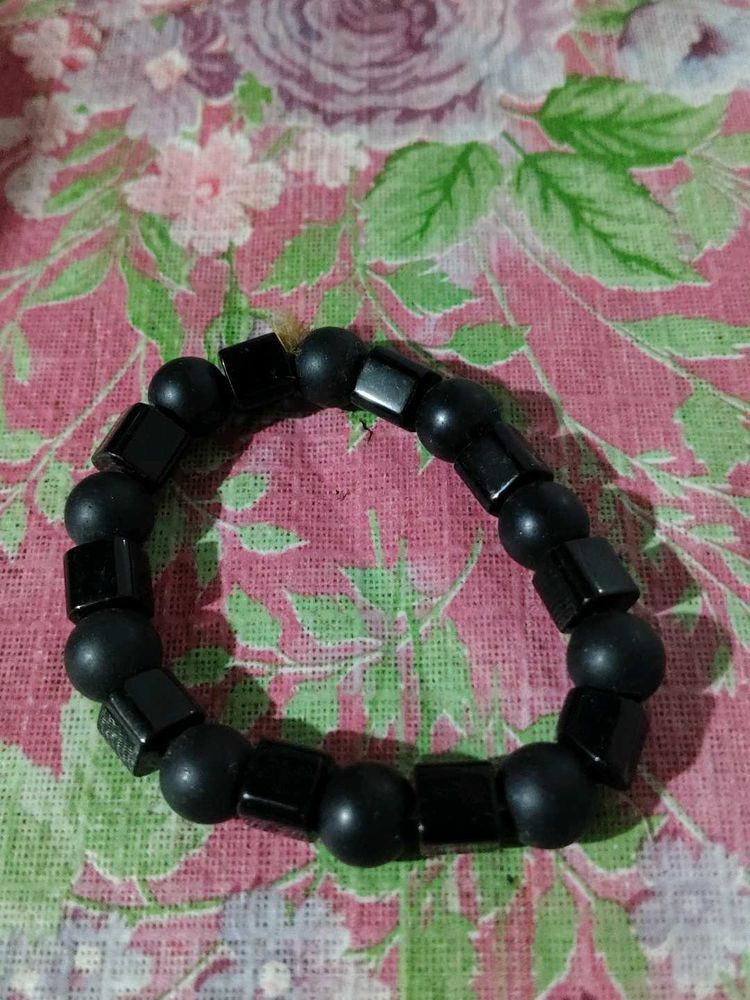 Black Beaded Bracelet