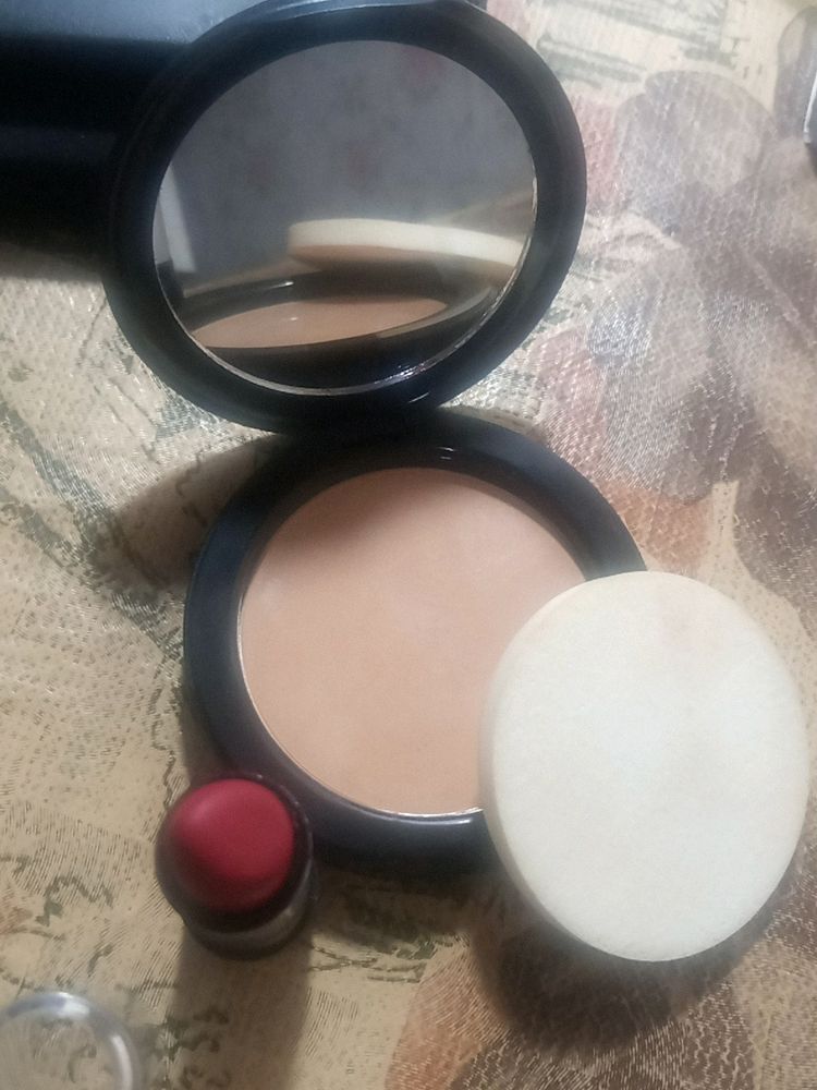 Maybelline FIT Me Compact Powder - Shade 230 Natural Buff Good For Brown Skin Tone With Red ADS Lipstick