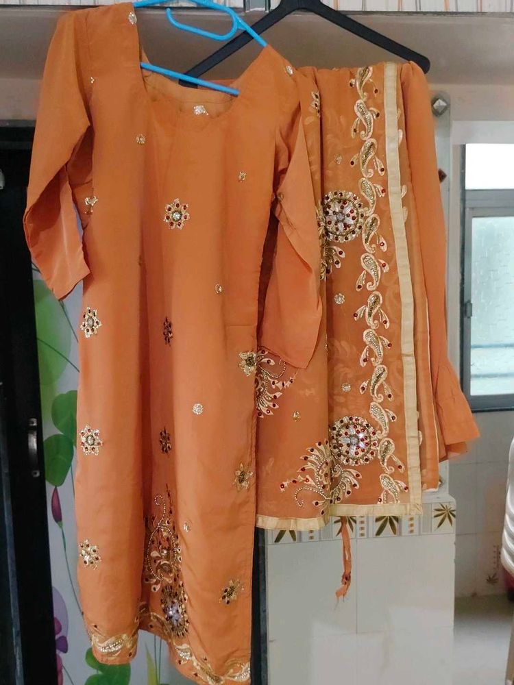 Elegant Ethnic Kurta Set