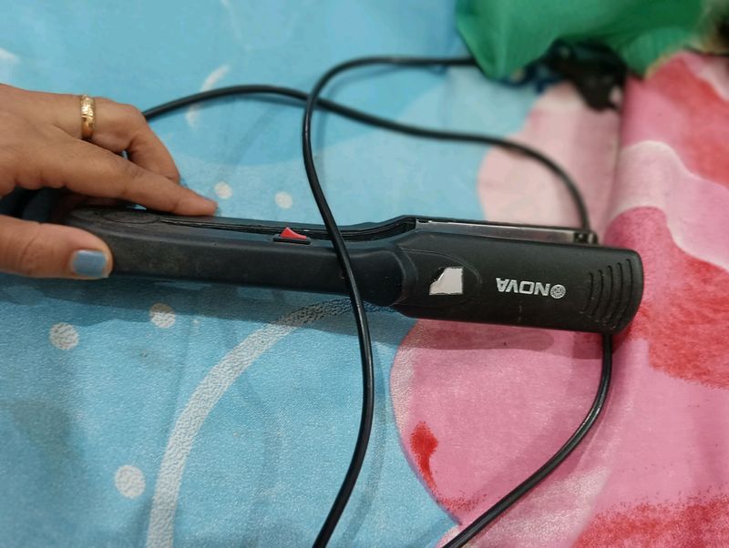 Price Drop! Hair Straightner Full Working, But Little Bit Loose And Color Fade, But Works