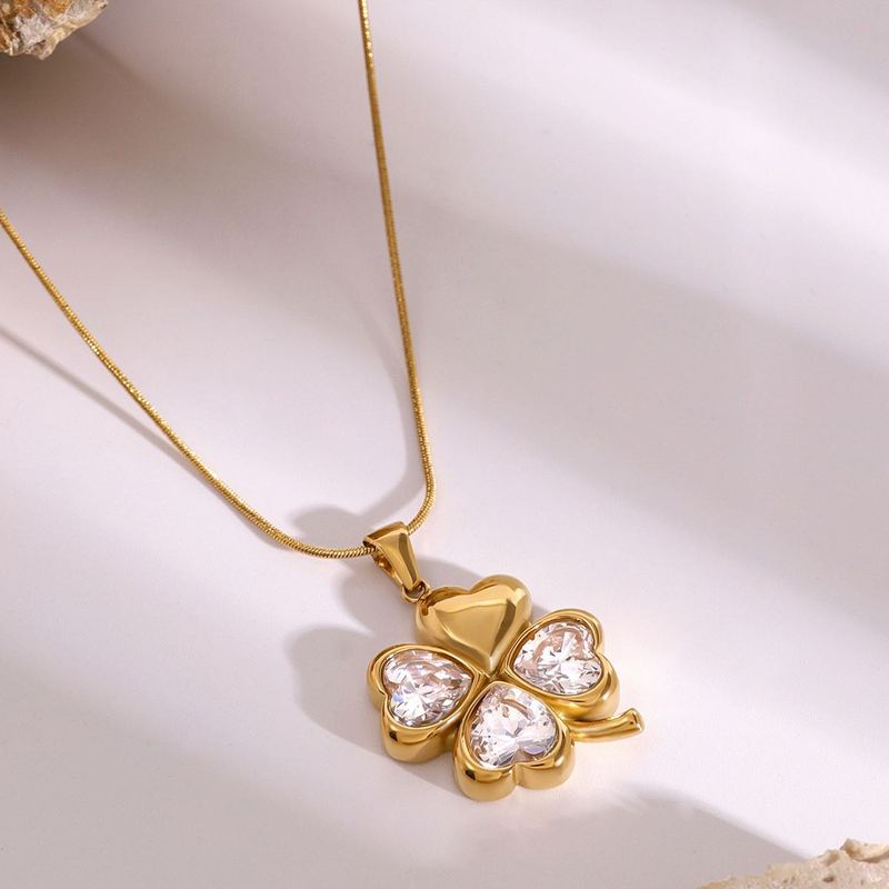 Clover Heart Pendant