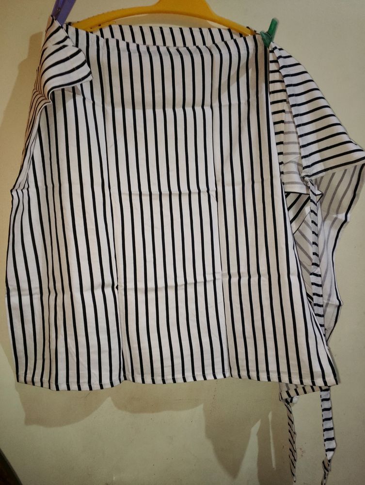 Black &amp; White Strip Design Skirt
