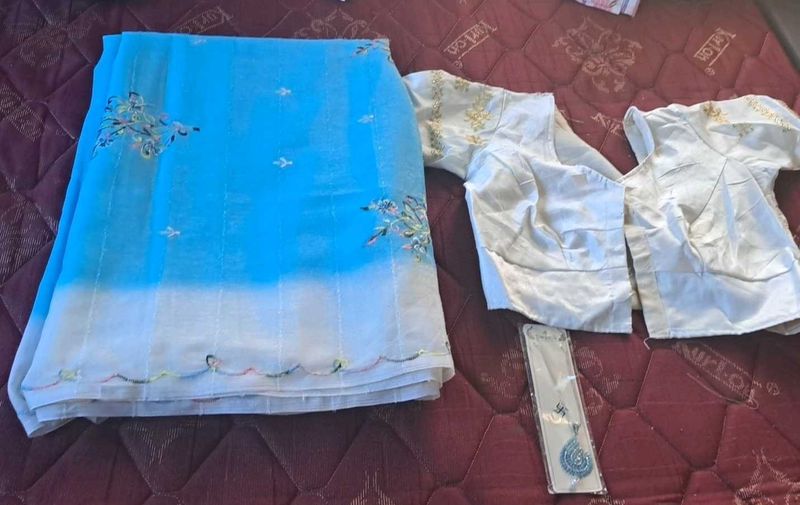 Blue Embroidered Saree with Blouse Pieces