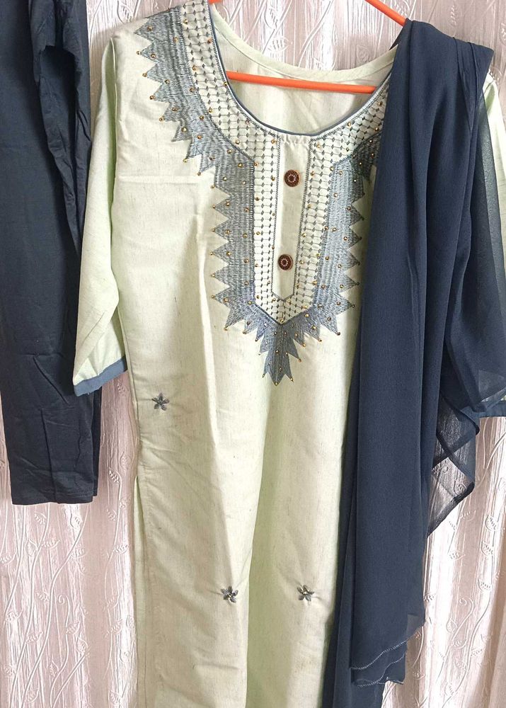 Kurti Set