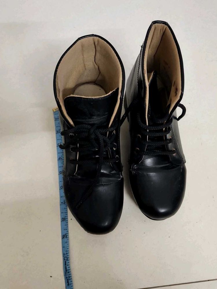 Black Leather Boots - UK 6, 2inch Heels