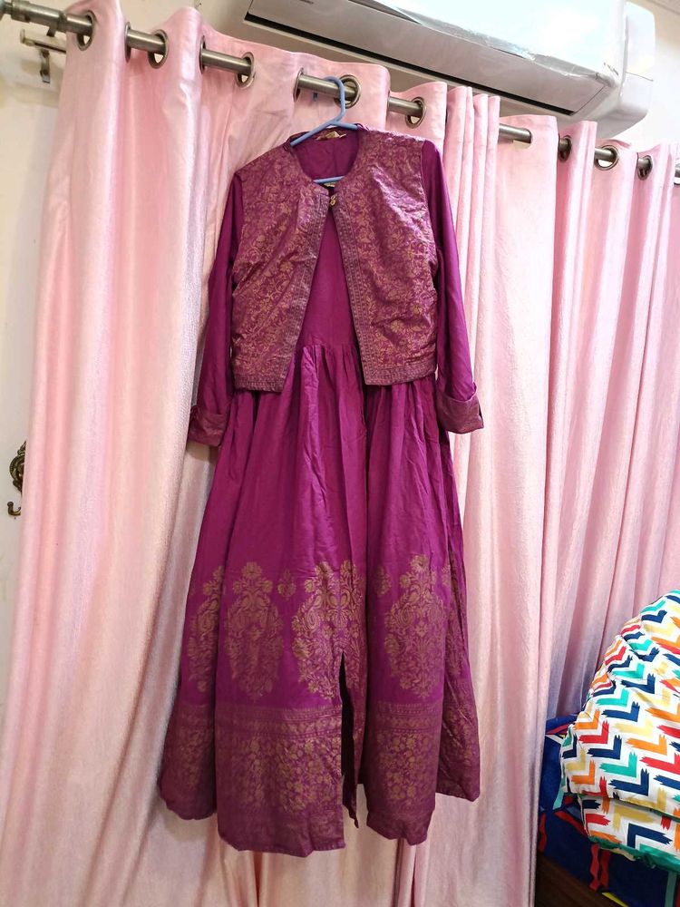 MAJENTA KURTI