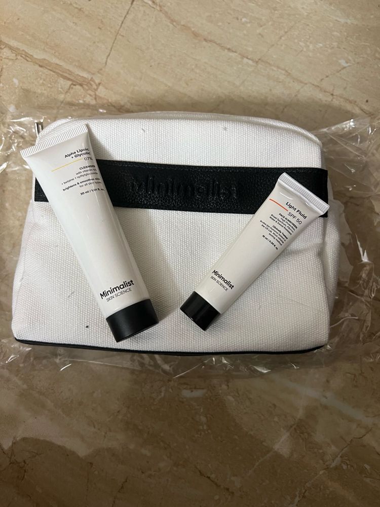 Minimalist FaceWash And Sunscreen With Pouch Combo