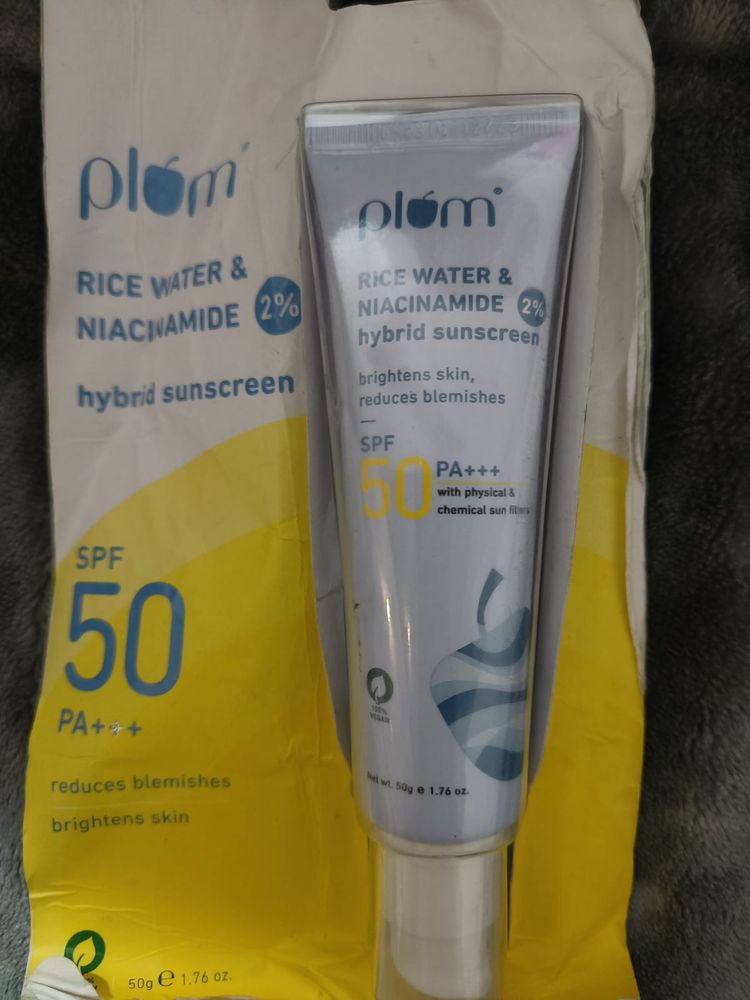 Plum Rice Water  Spf 50 Pa+++ Sunscreen