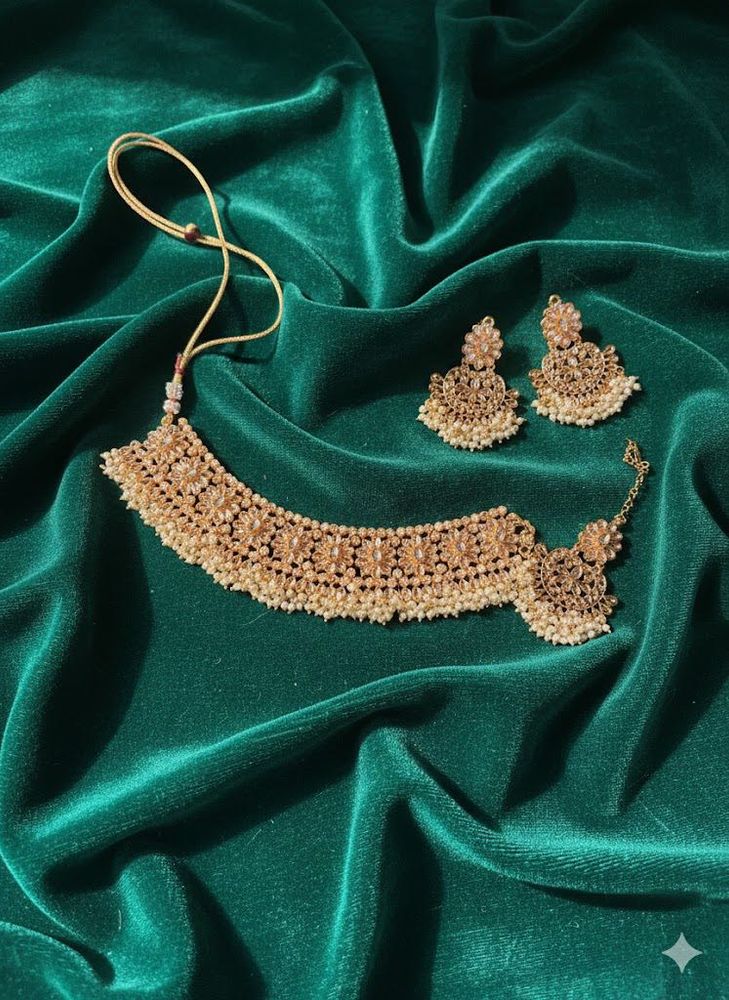 Elegant Jewelry Set