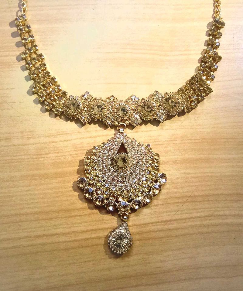 Sparkling Gold Statement Necklace