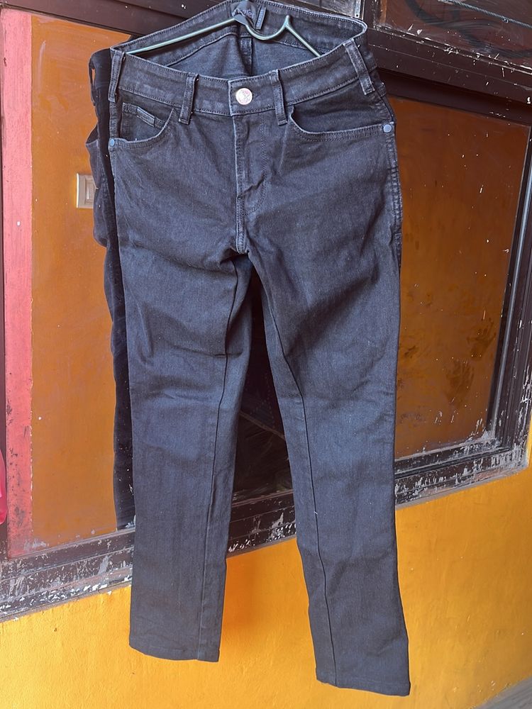 Wrangler Skinny Fit Black Jeans