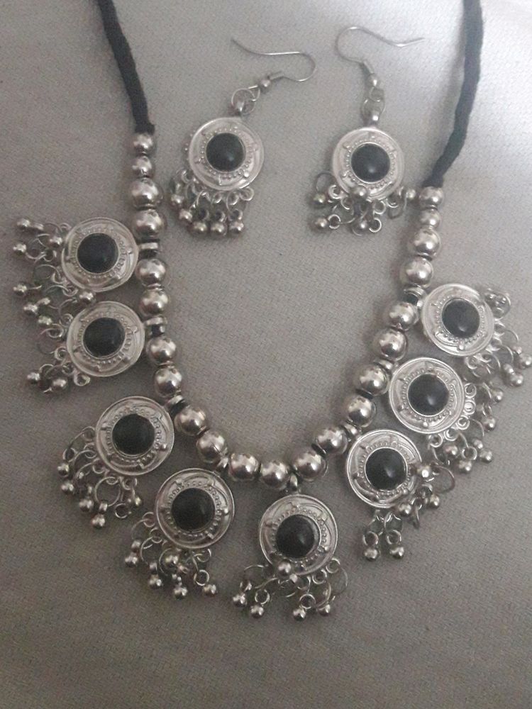 Silver Tone Statement Necklace &amp; Earring Set
