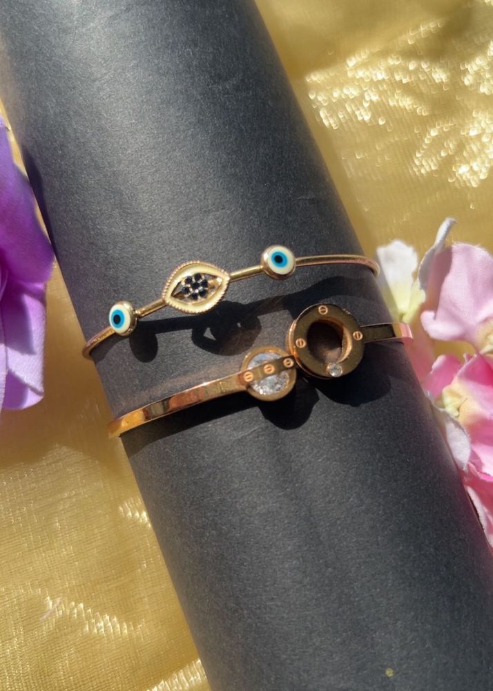 Stylish Gold Bracelets - Set of 2