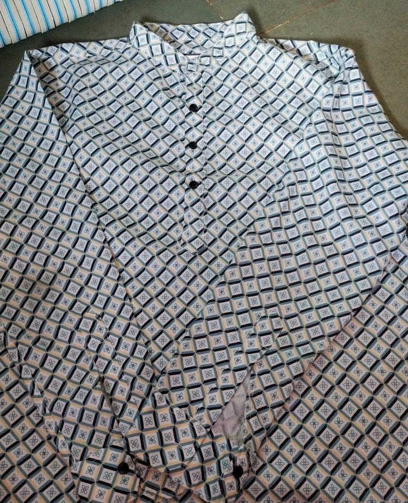 Patterned Men's Casual Shirt