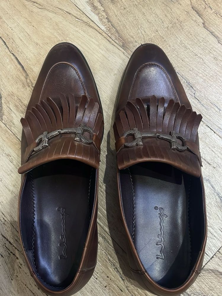 Leather Loafers with Tassels