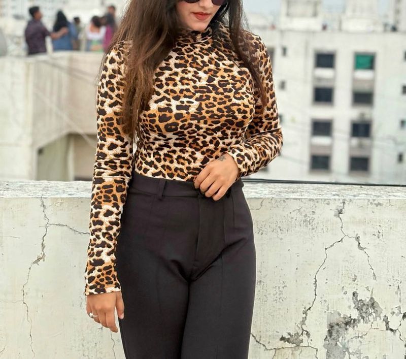 Leopard printed high neck tunic