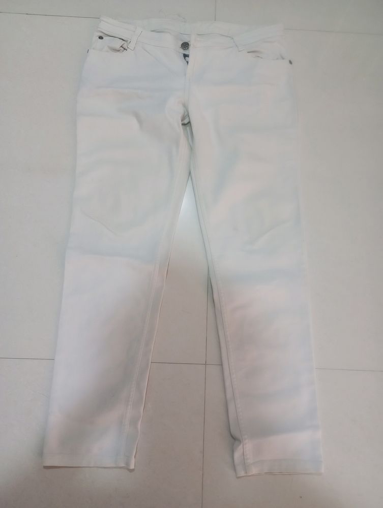 Women&#39;s Jeans