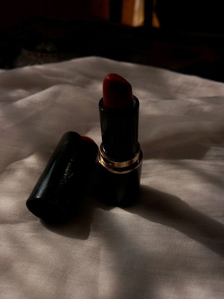 Maroon Colour Lipstick