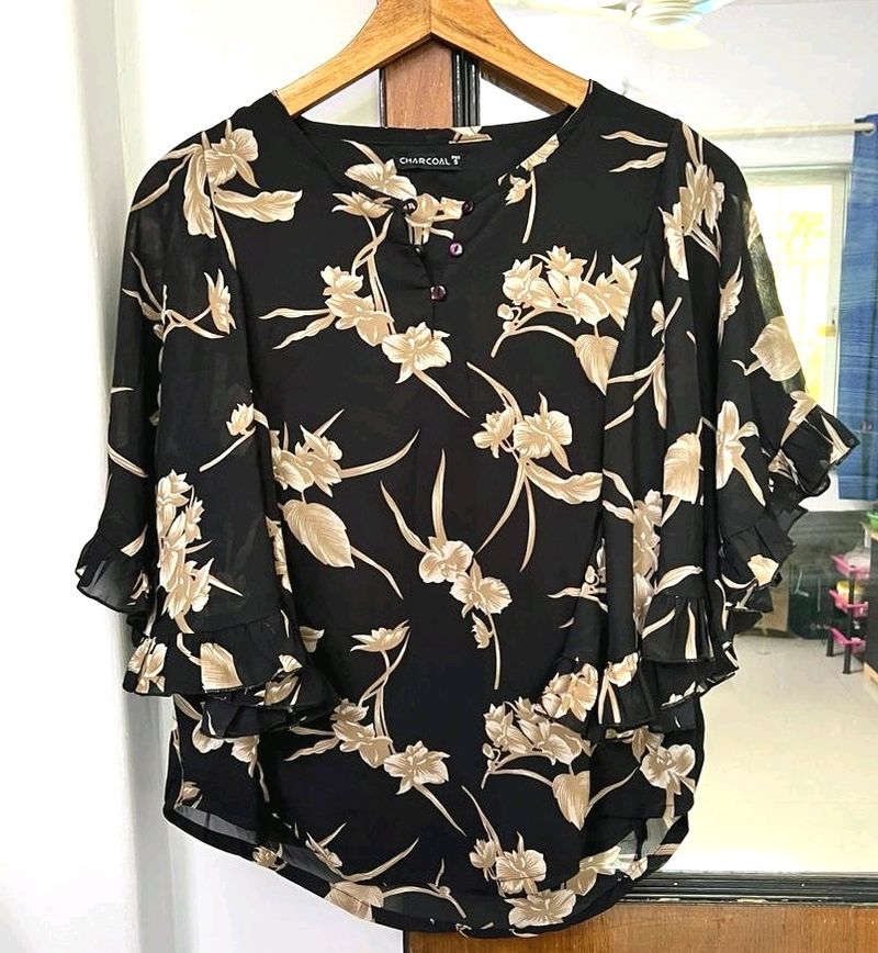 Beautiful Top With Full Joined Sleeves