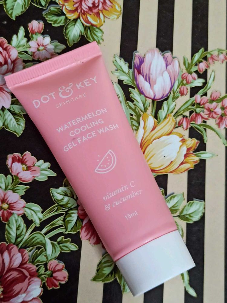 Dot &amp; Key Watermelon Face Wash
