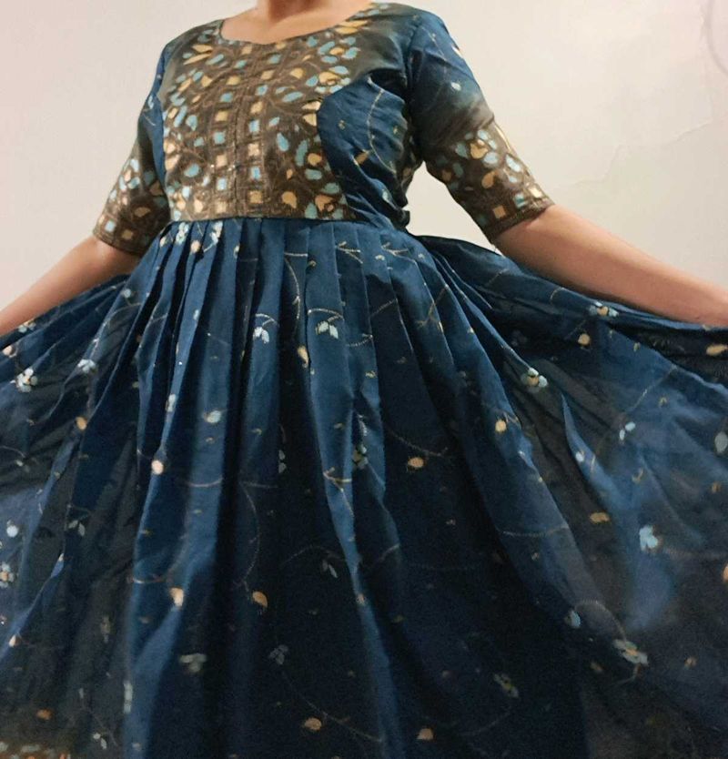 Blue Floral Print Midi Dress