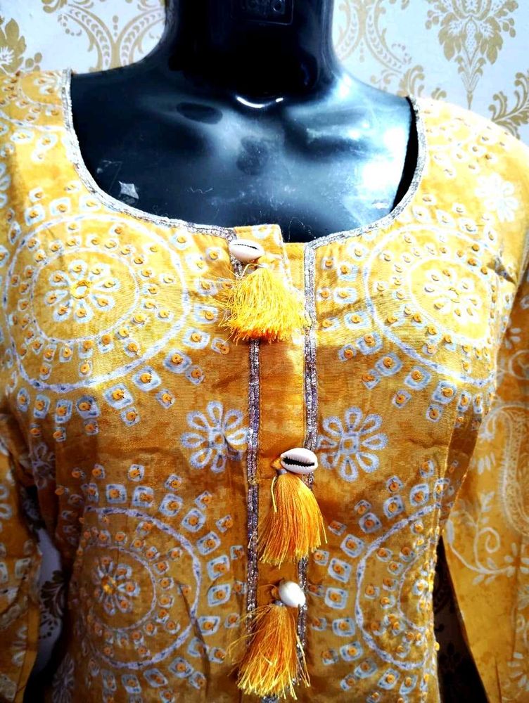 Very Attractive And Good Looking Kurta Plazo Pant