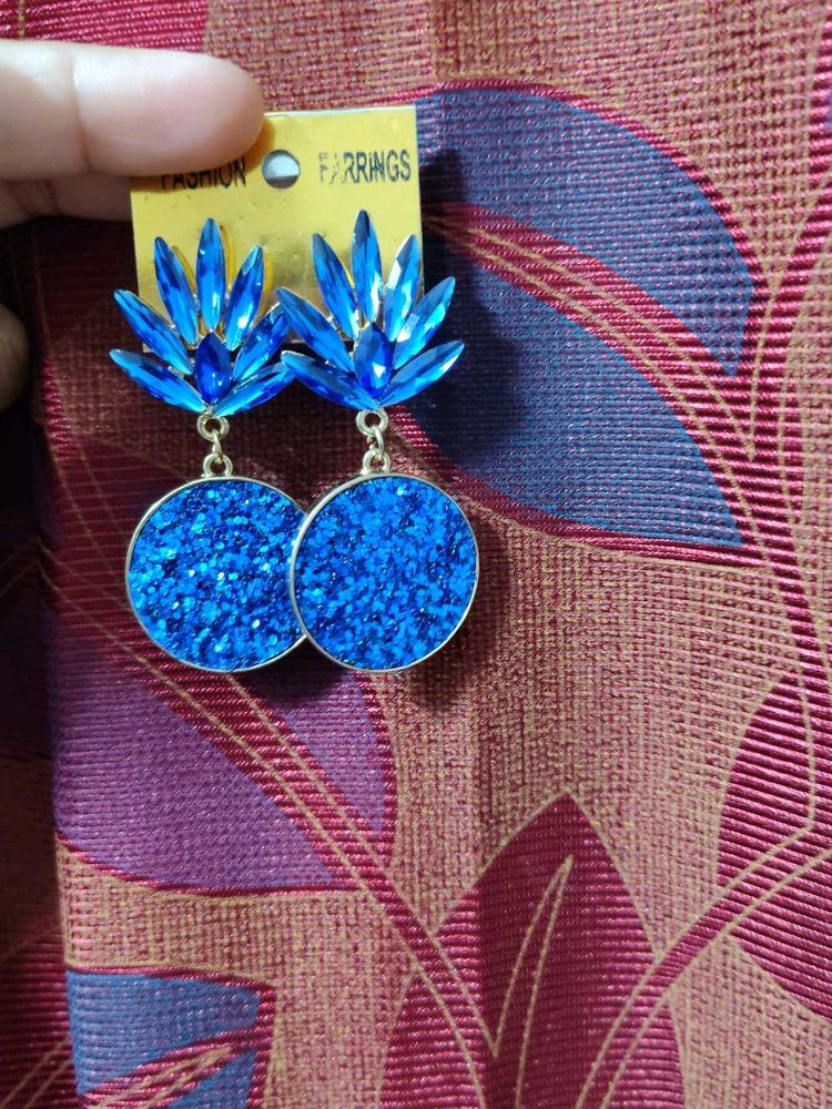 Sparkling Blue Fashion Earrings