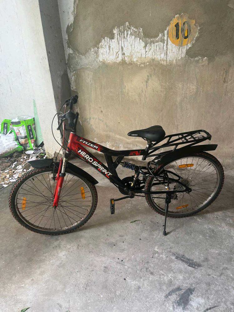 Hero Sprint Fazer Gear Cycle