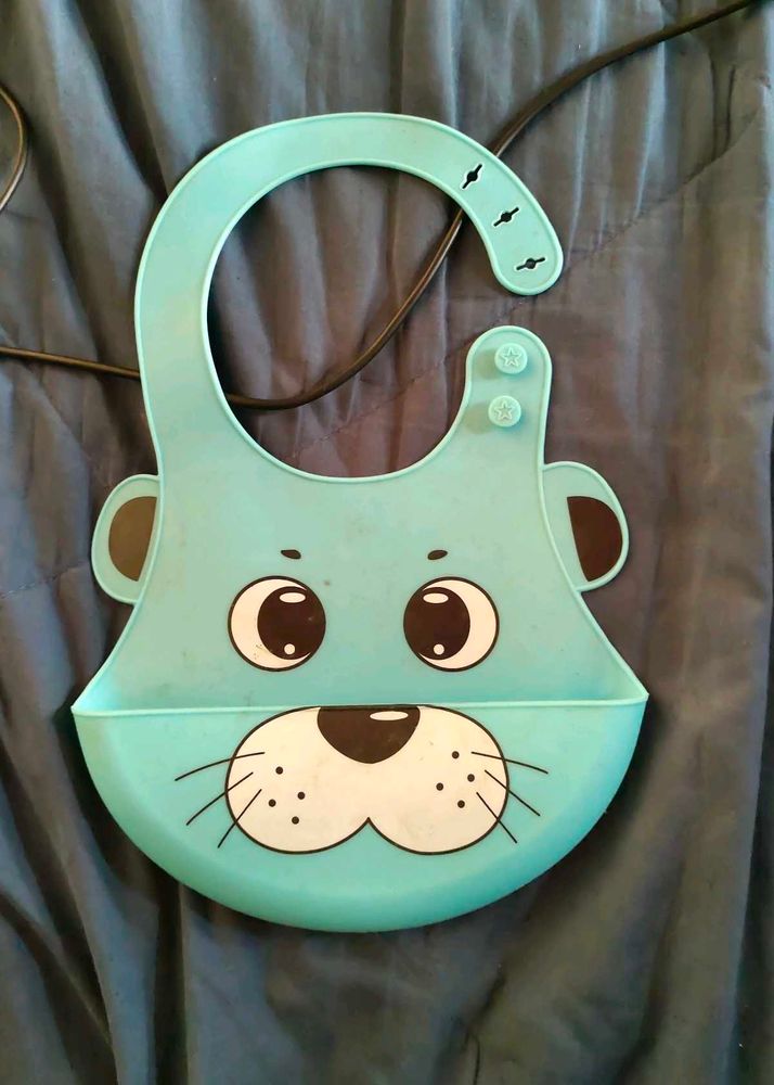 Cute Lion Silicone Baby Bib