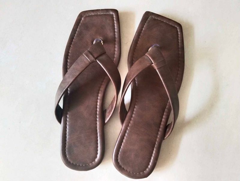 Gorgeous Brown Flats