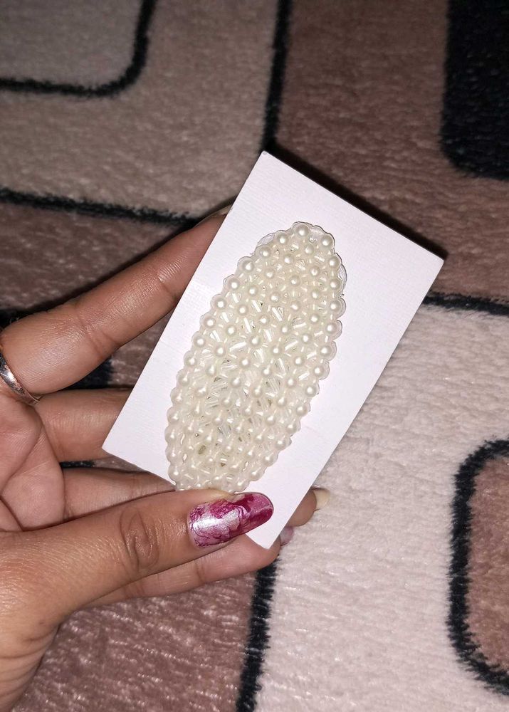 Girls Pearl Hair Clip