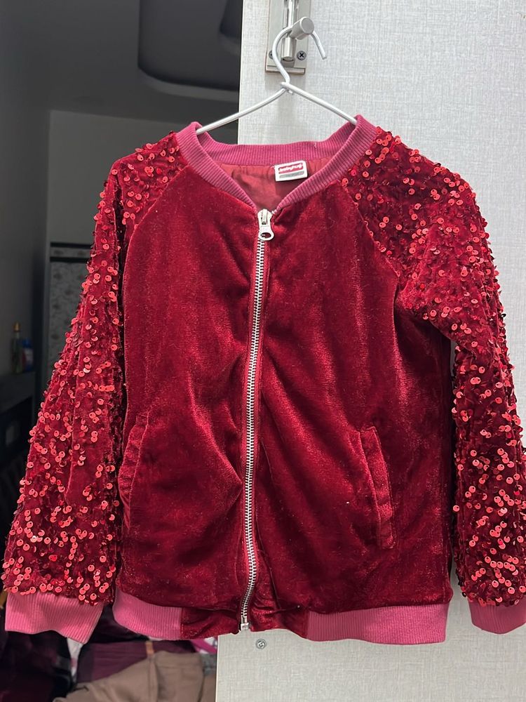 New Branded Baby hug Jacket For 4-6 Yr