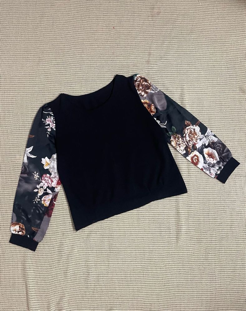 Floral Sleeve Top