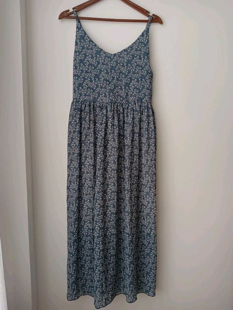 Sleeveless Dress