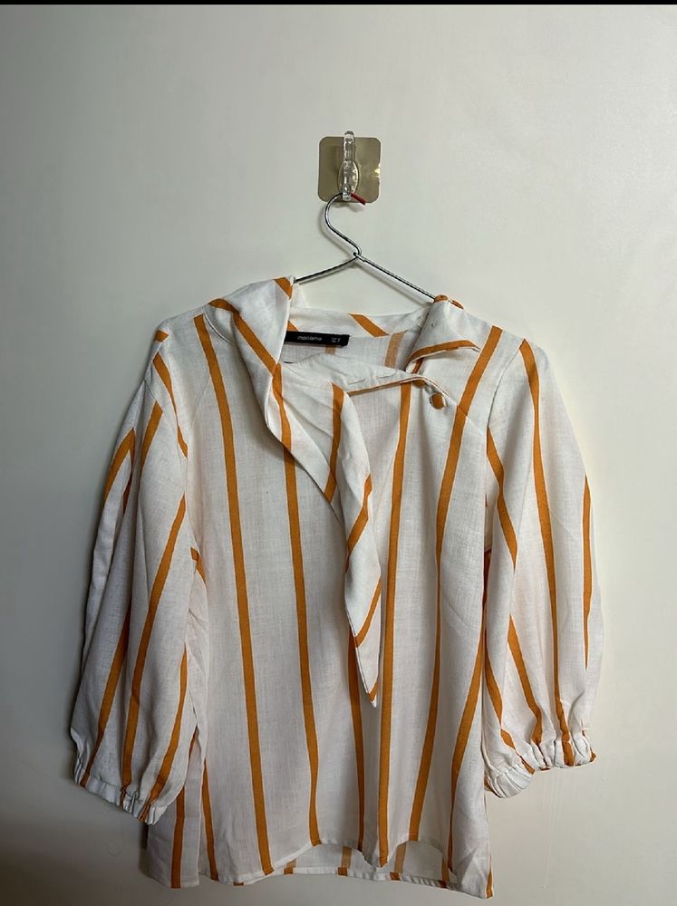 Madame blazer along with Top from same brand