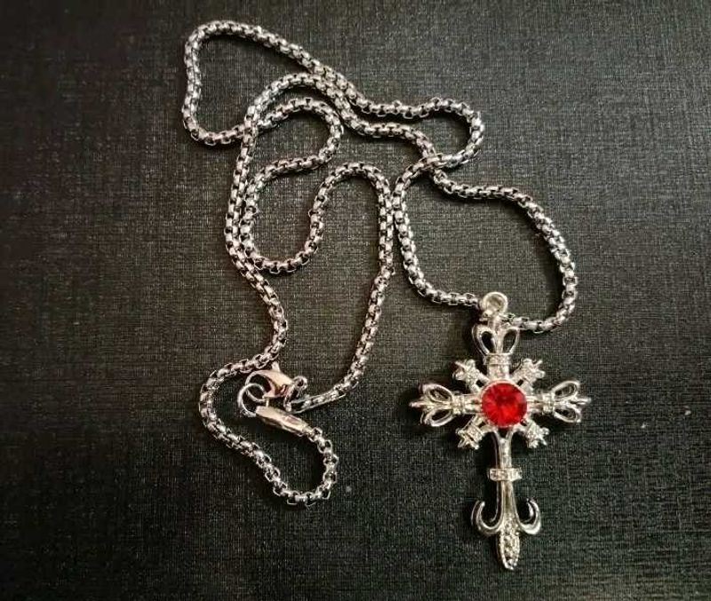 Antitarnish Cross Pendant Necklace with chain