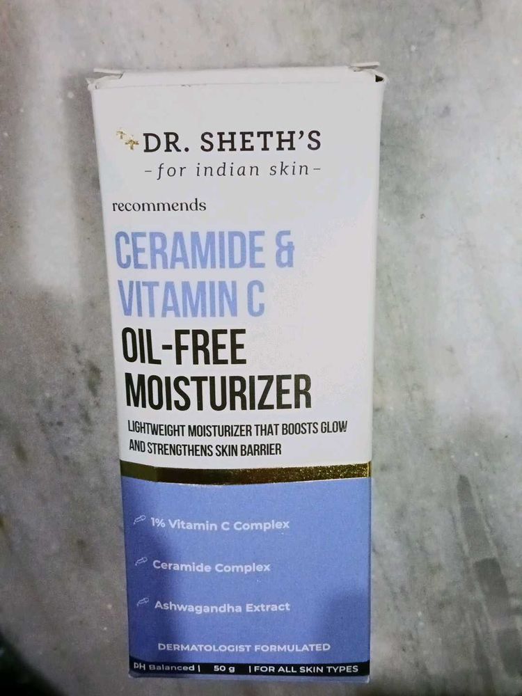 Dr.Sheth&#39;s Oil Free And Ceramide Vit C moisturize