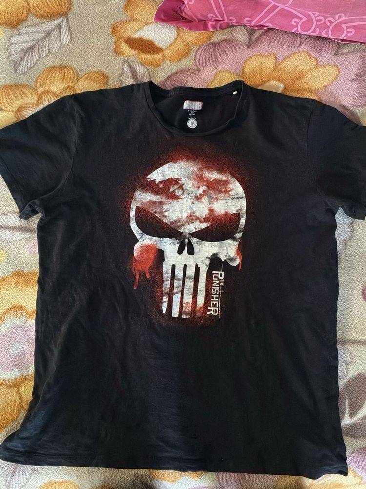 Punisher Graphic Print T-Shirt