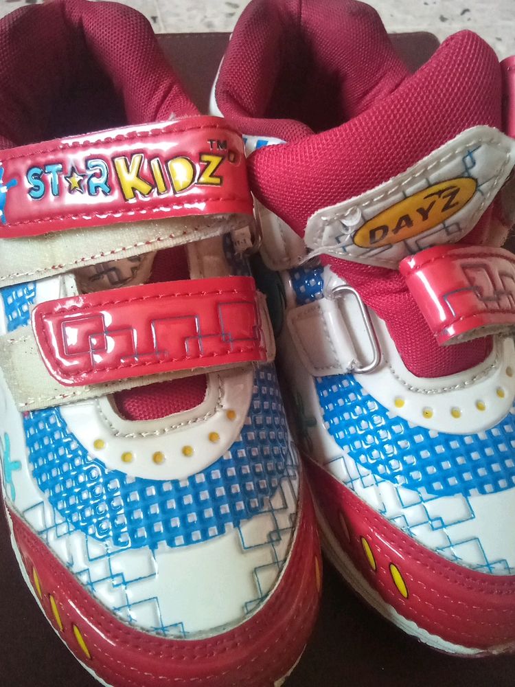 Mickey Mouse Design Shoes 👟